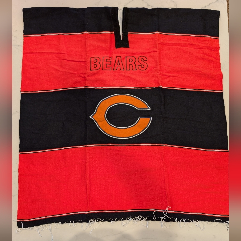 NFL Chicago Bears Poncho One Size Embroidered Striped Fringe